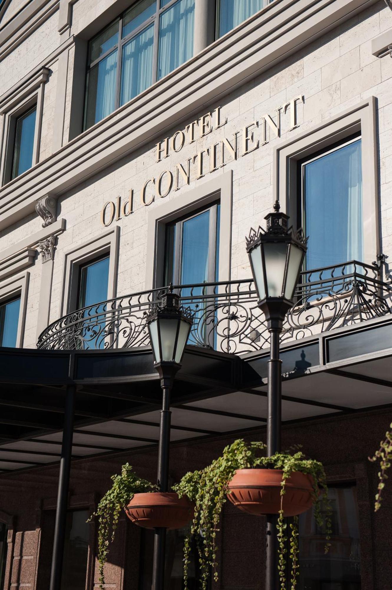 Old Continent Hotel Użhorod Zewnętrze zdjęcie