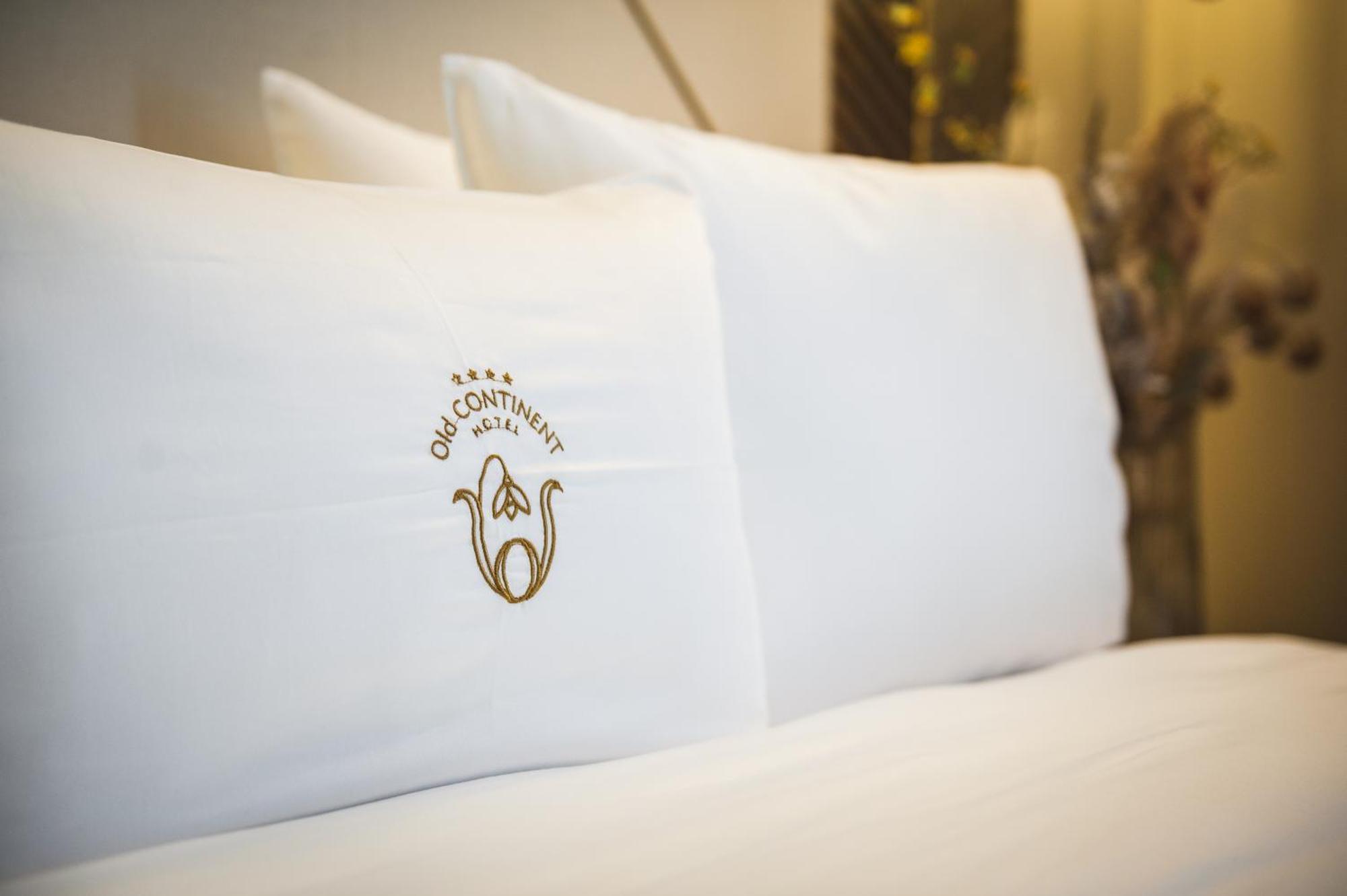 Old Continent Hotel Użhorod Zewnętrze zdjęcie